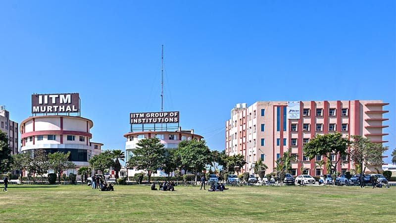 Rayat Bahra University college campus for MBA program Sunstone